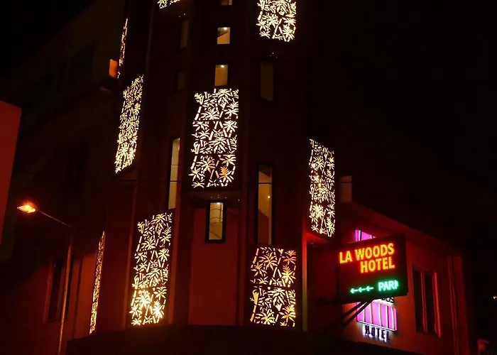 La Woods Hotel